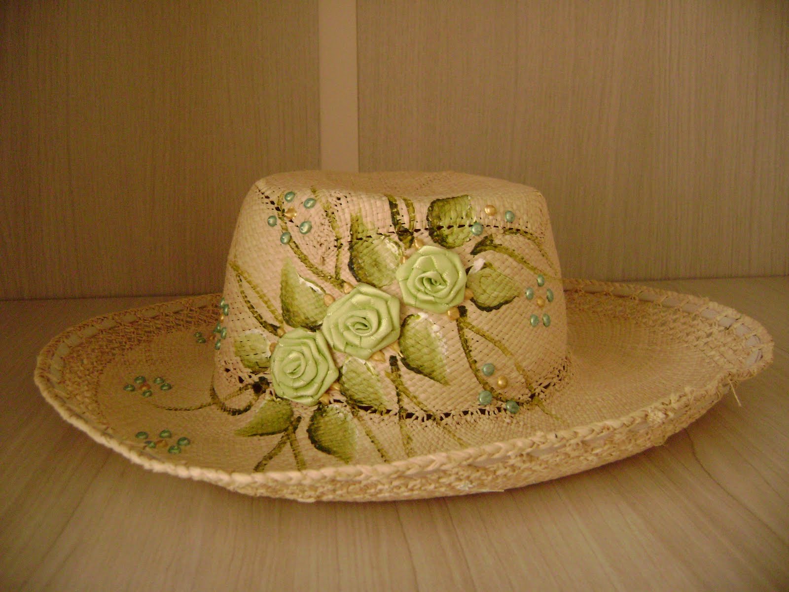 Gil Arte em Ponto Cruz Chapéu