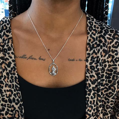 Comprar Colar De Prata Iemanjá Barato&nbsp;Preço