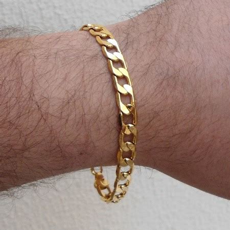 Comprar Homem Usa Pulseira Em Que Braço Barato&nbsp;Preço